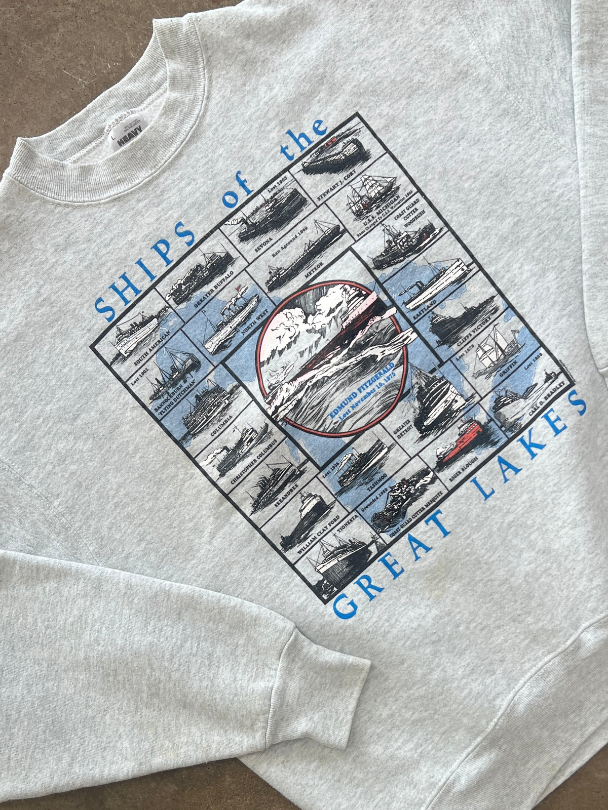 Ships of the Great Lakes Tourist Crewneck Large