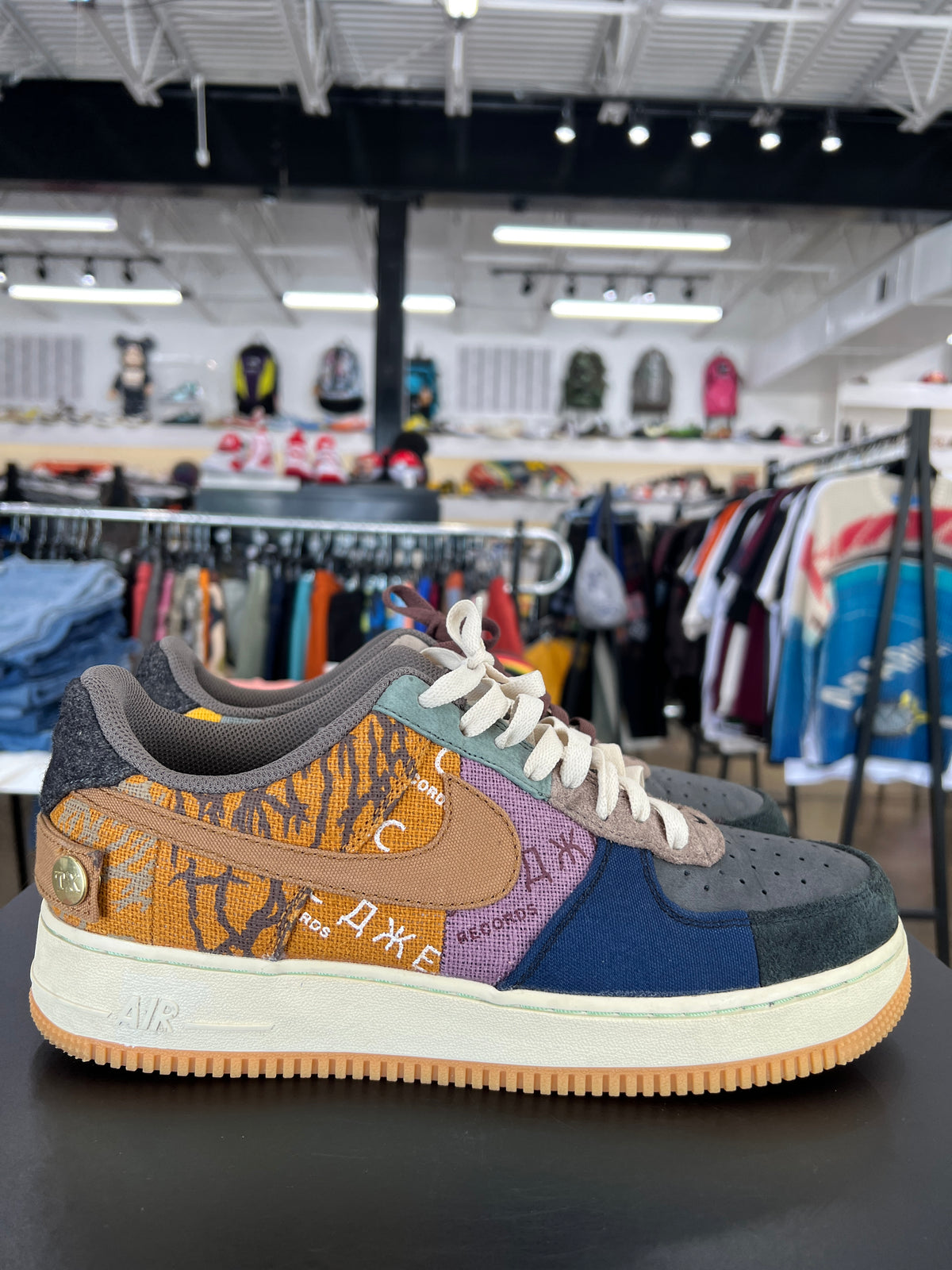 Travis Scott x Air Force 1 Cactus Jack (10.5)