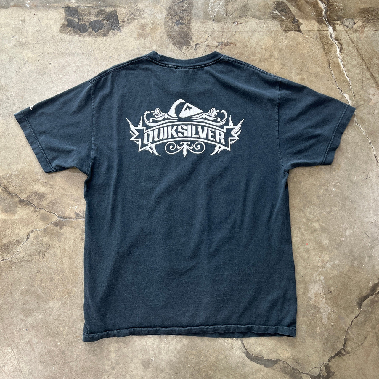 Early 2000s Quicksilver Surf Skateshop Tee