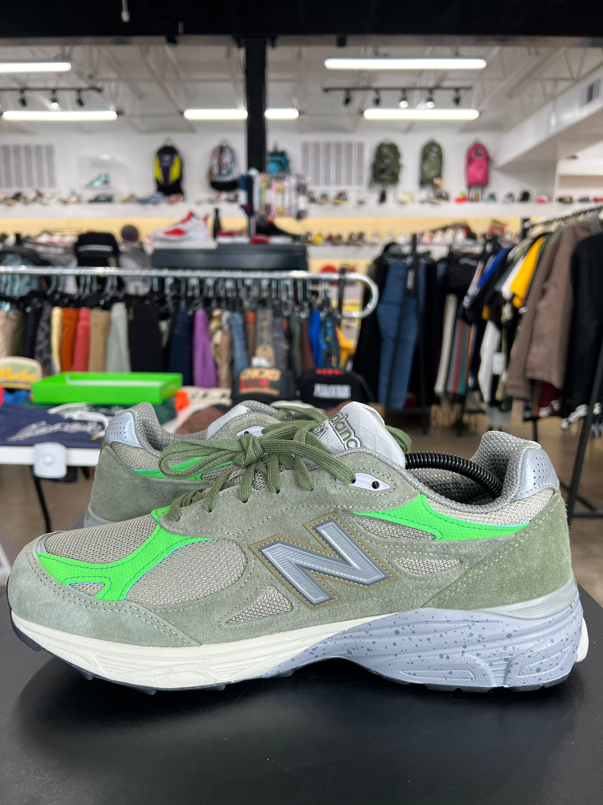 New Balance 990v3 Patta Keep Your Family Close (2022)