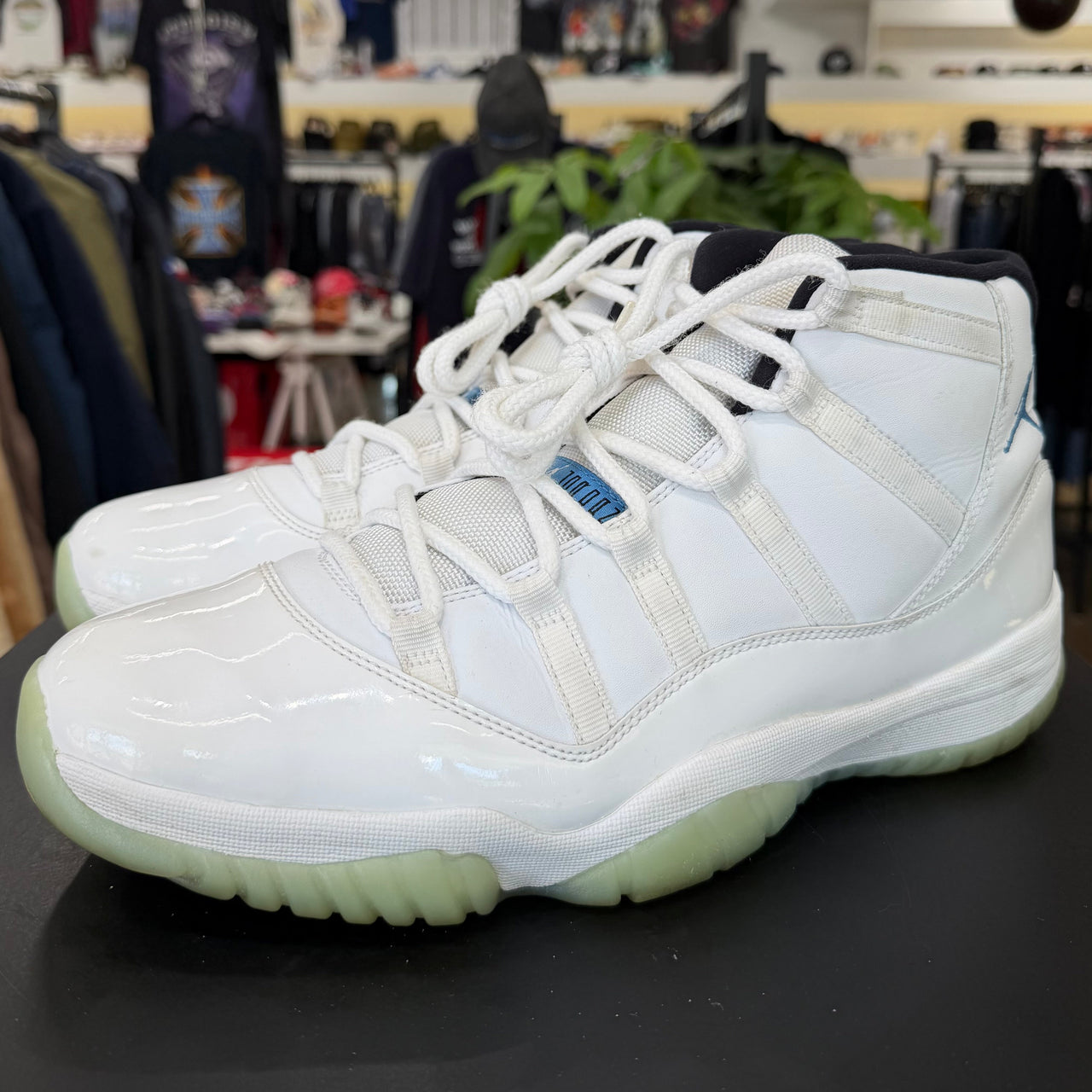 Air Jordan 11 Legend Blue (2014)