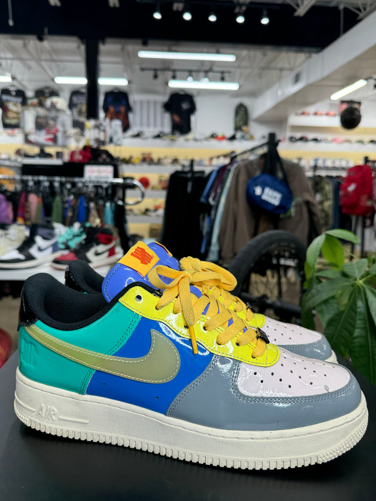 Nike Air Force 1 Low SP x Undefeated Multi-Patent Community 9