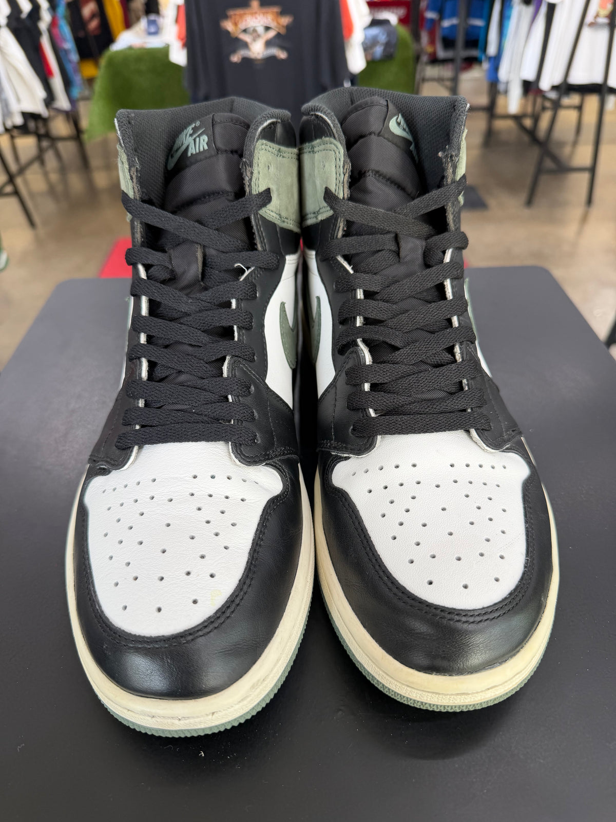 Air Jordan 1 Clay Green (2018)
