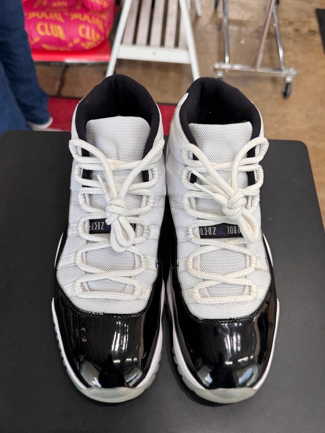 Air Jordan 11 Concord (2018)