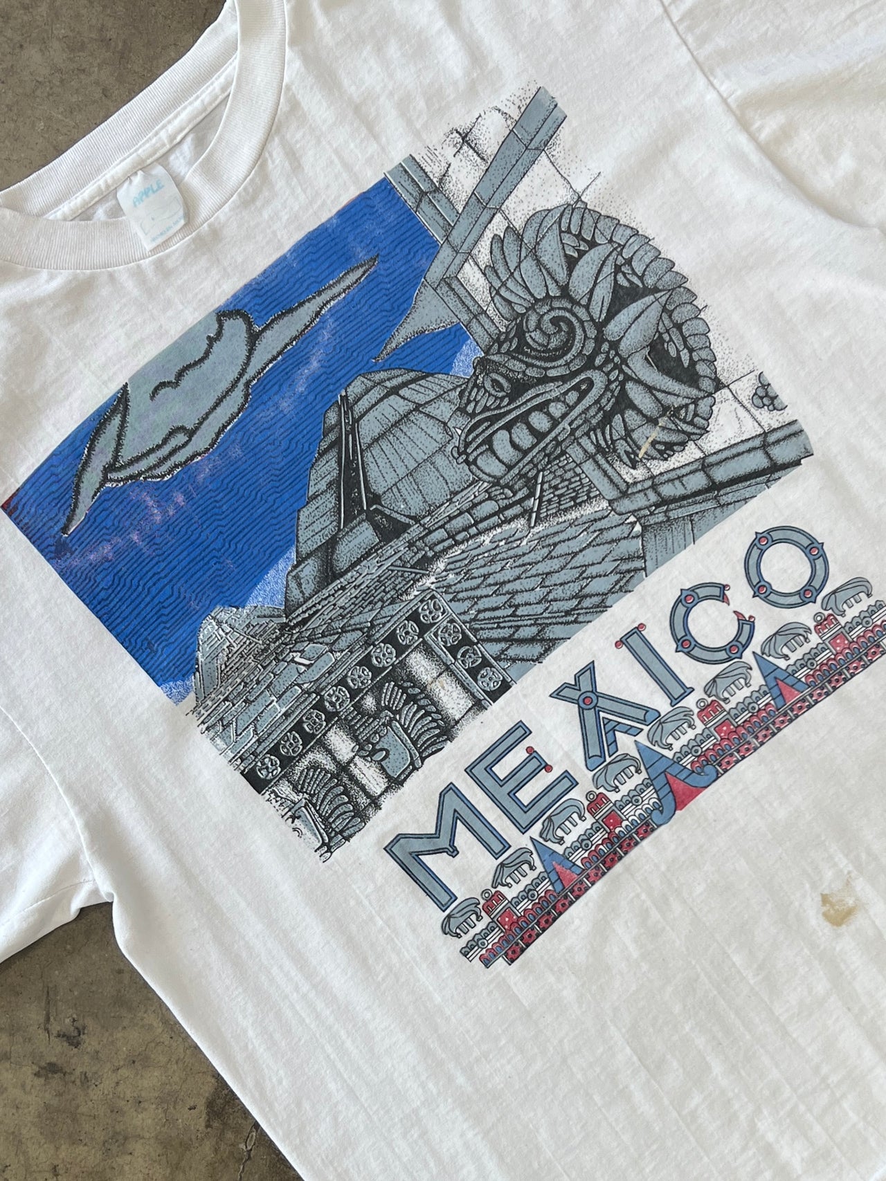 90s Mexico Culture Pyramid Vacation Tee
