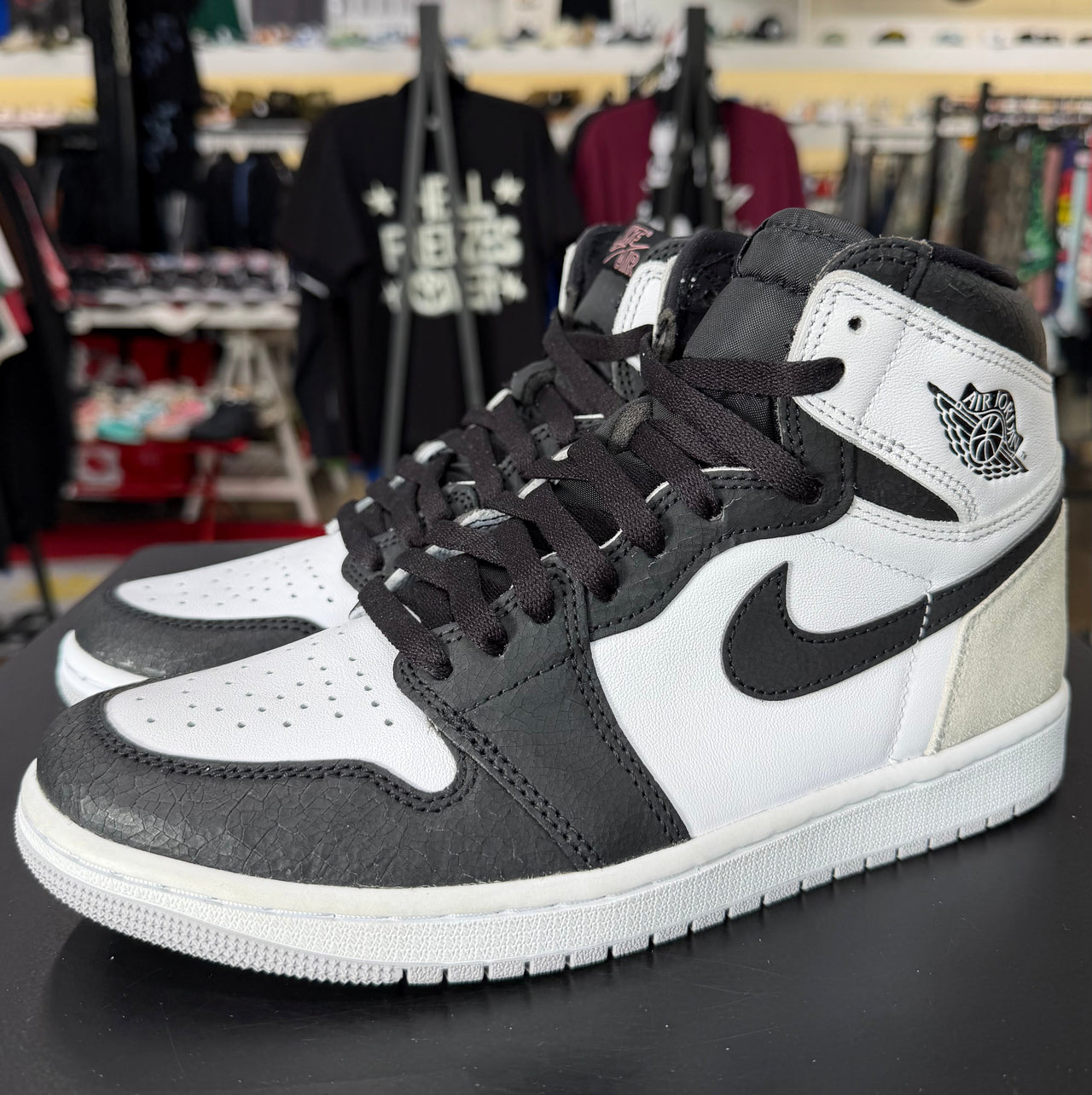 Air Jordan 1 Bleached Coral (2022)