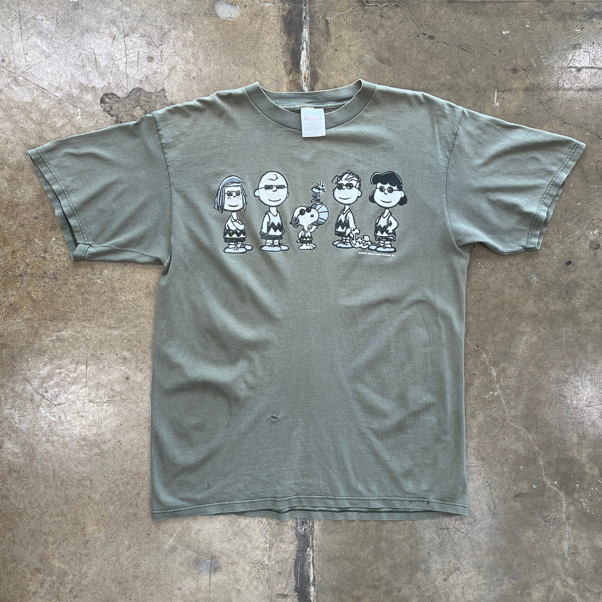 90s Peanuts Snoopy Cast Basketball Team Tee