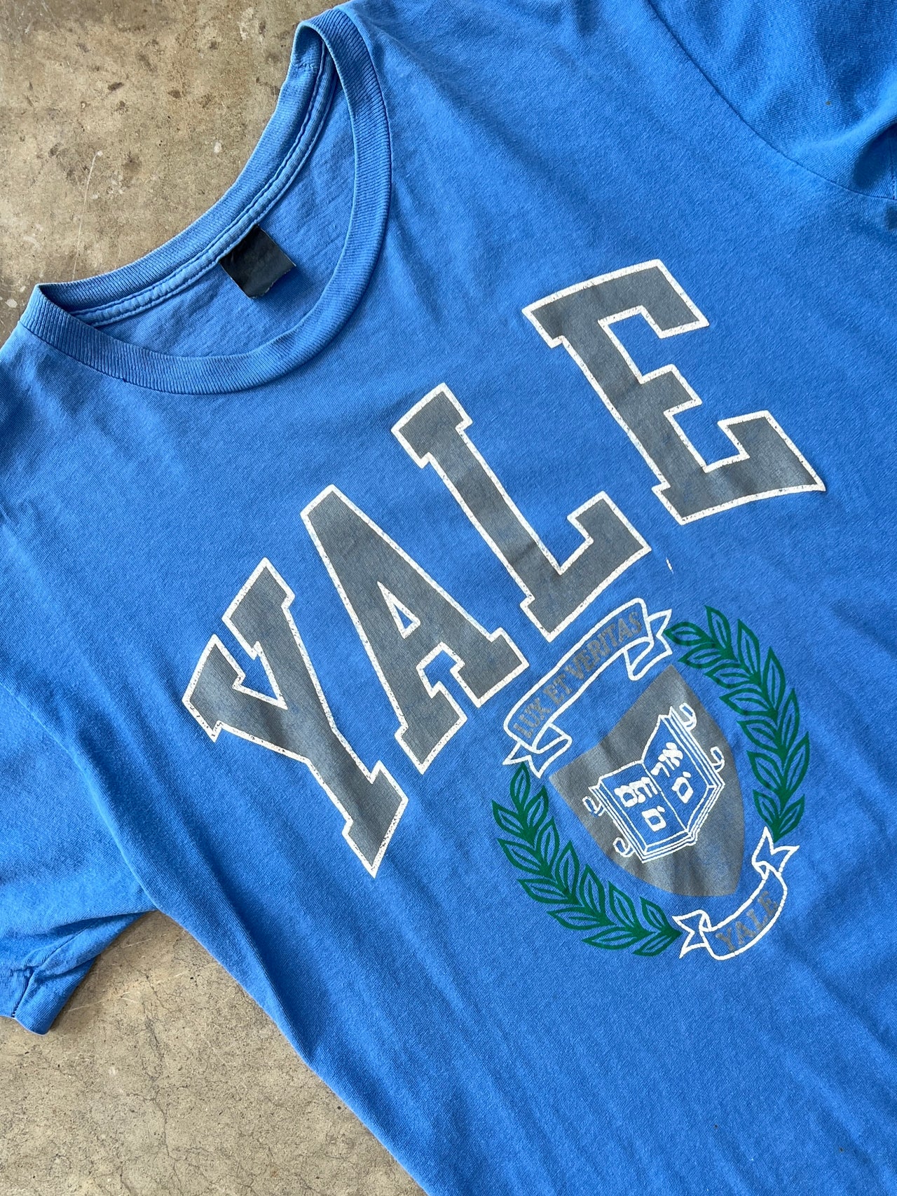 Yale University College Crest Single Stitch Tee