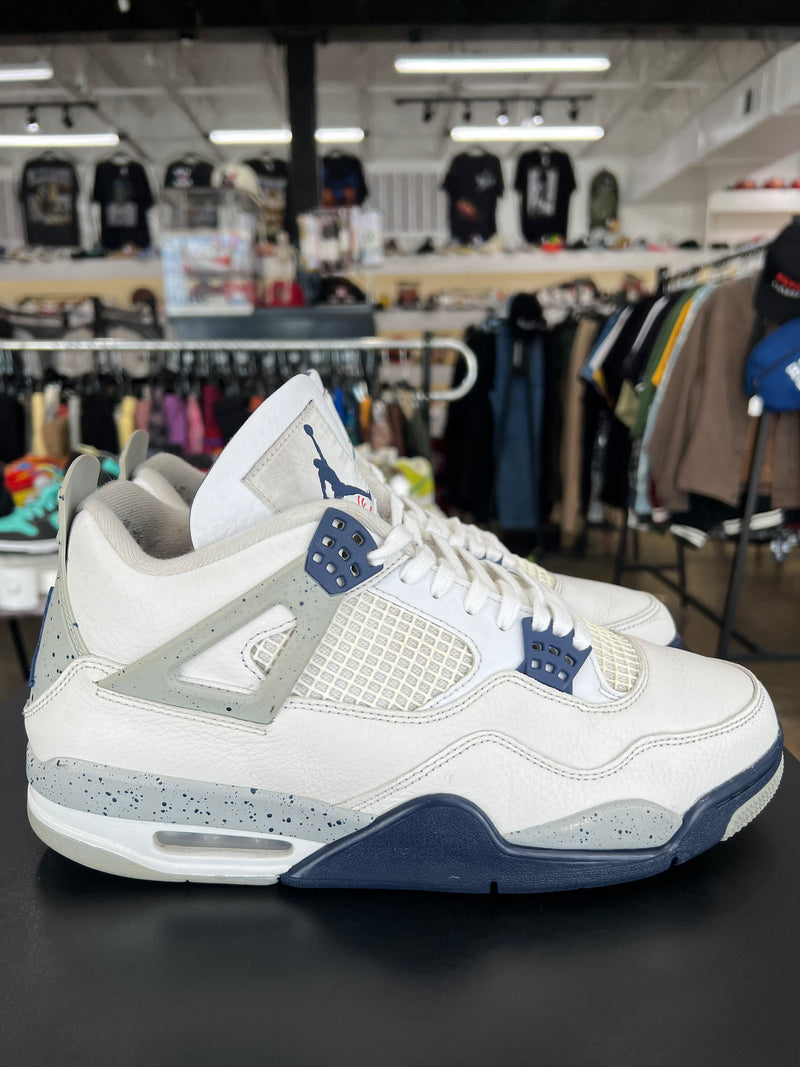 Air Jordan 4 Midnight Navy (2022)