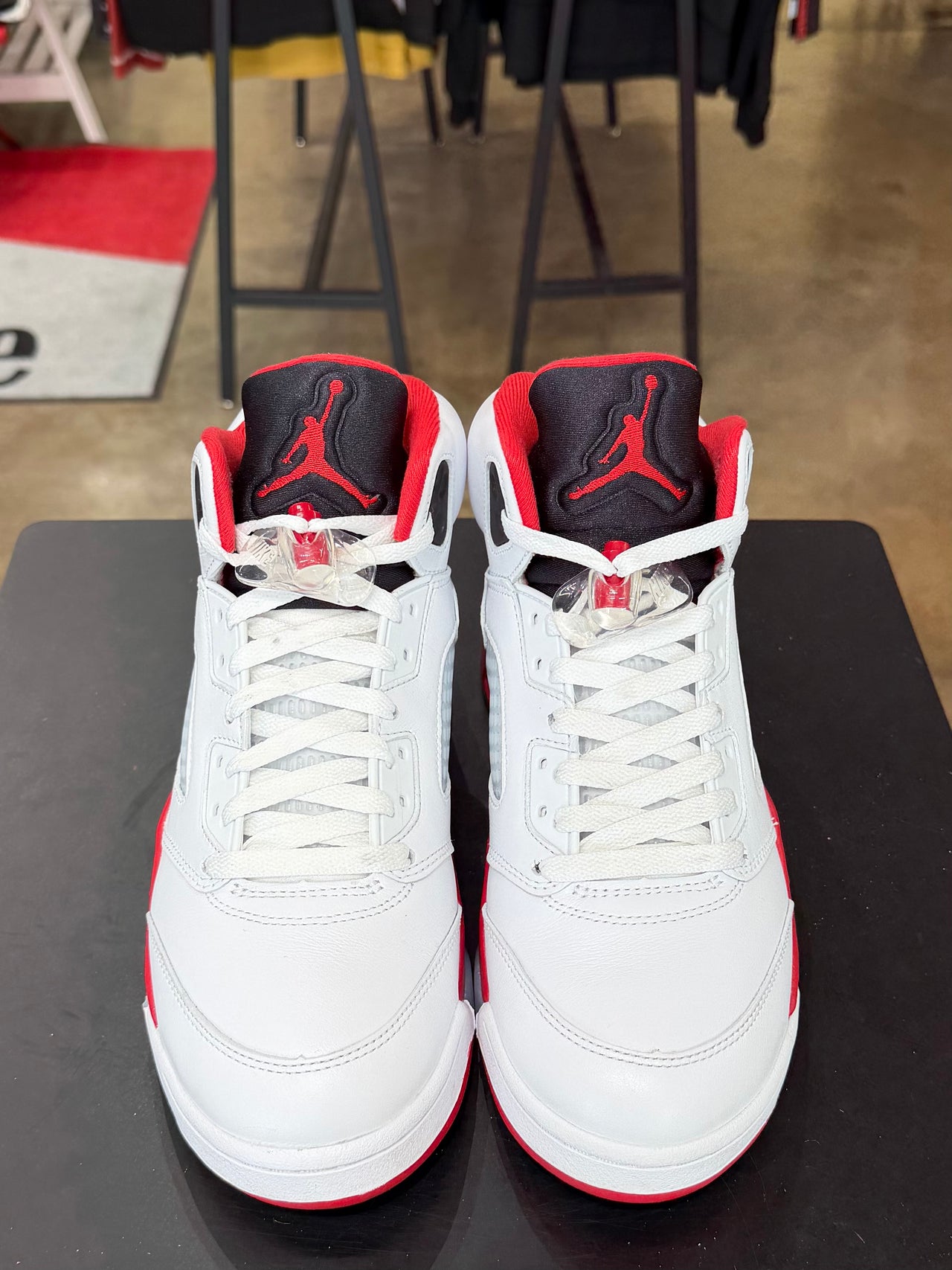 Air Jordan 5 Fire Red Black Tongue (2025)