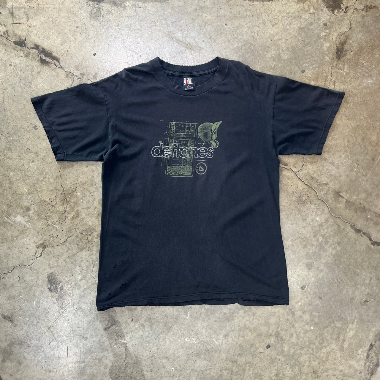 2000s Deftones House Giant Band Tee