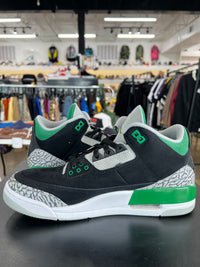 Air Jordan 3 Pine Green Sz. 9.5 (2021)