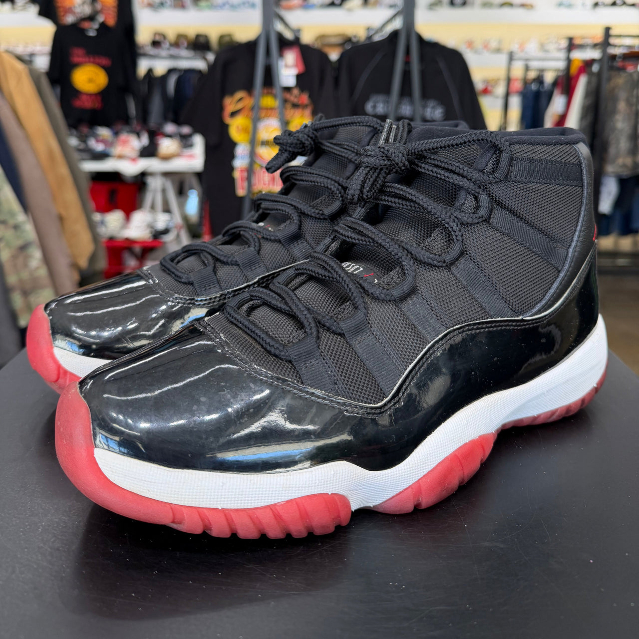 Air Jordan 11 Playoff Bred (2019)