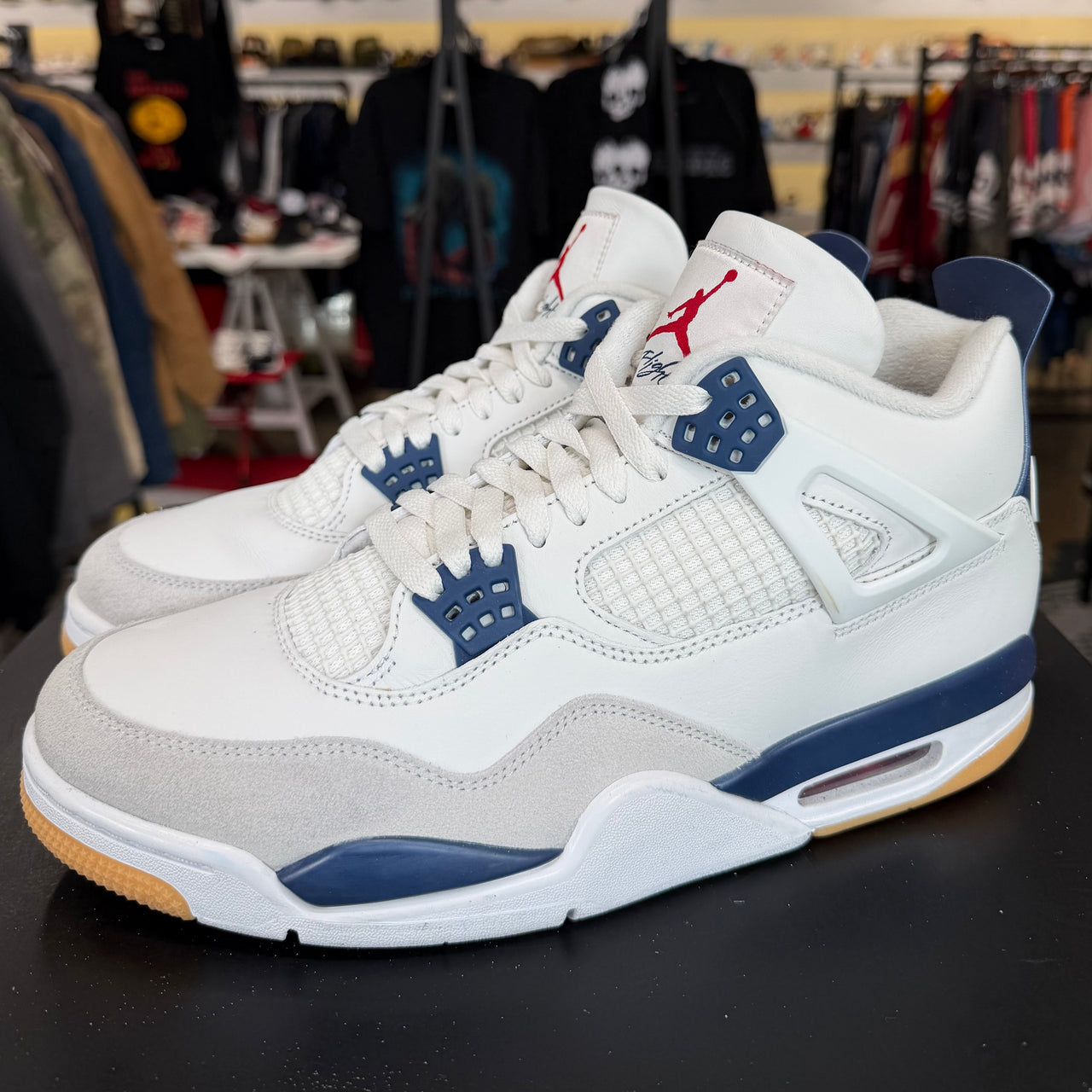 Air Jordan 4 SB Navy (2025)