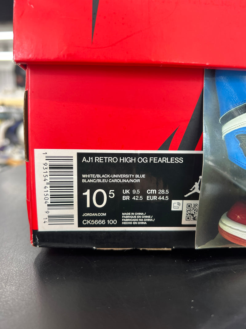 Air Jordan 1 Fearless UNC Chicago (2019)