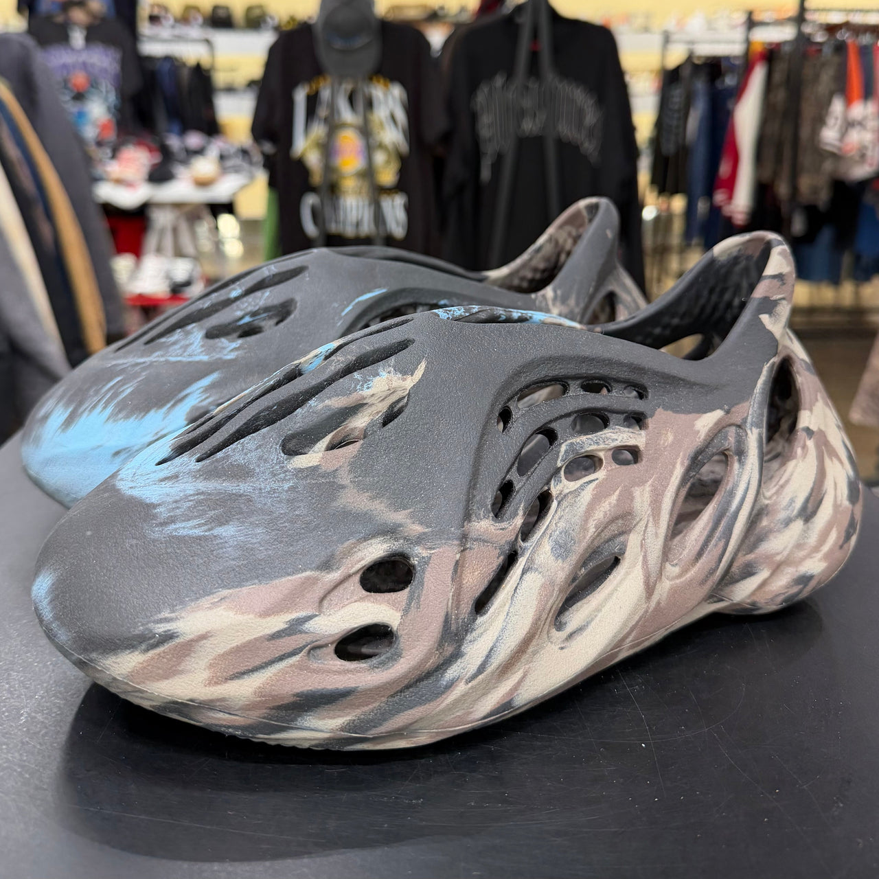 Adidas Yeezy Foam RNR MX Cinder Size 10 (2023)