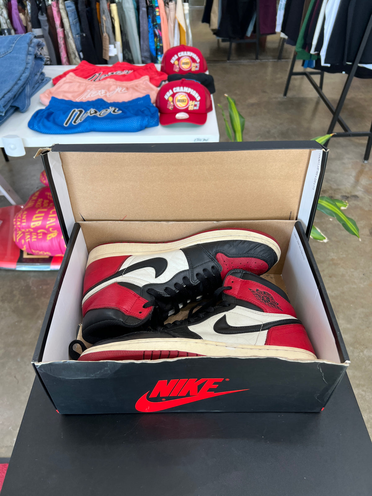 Air Jordan 1 Bred Toe