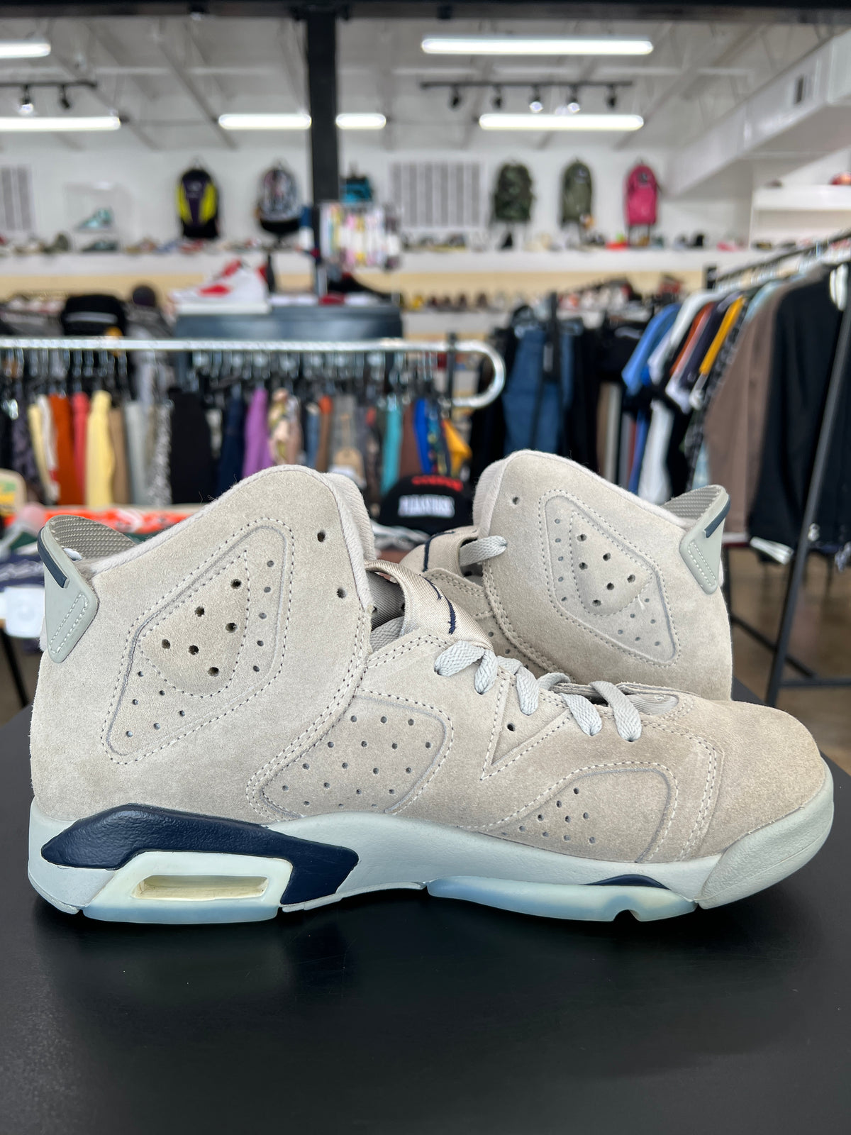 Air Jordan 6 Georgetown (2022)