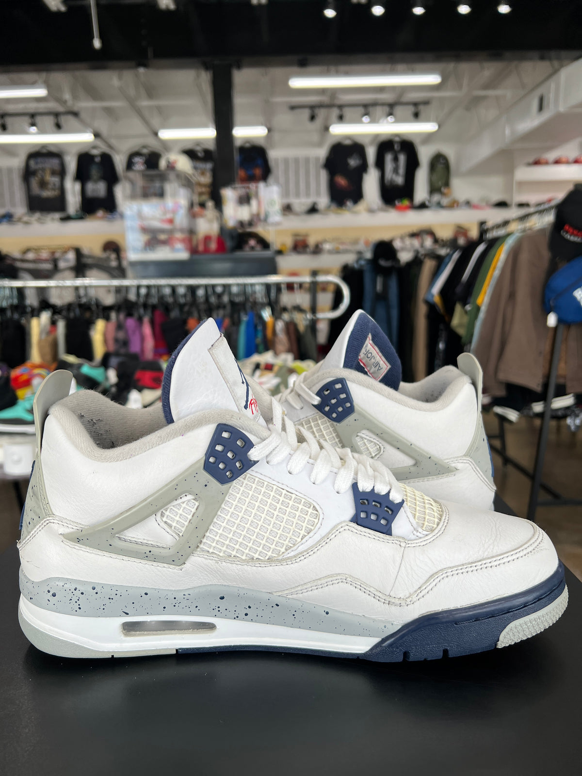 Air Jordan 4 Midnight Navy (2022)