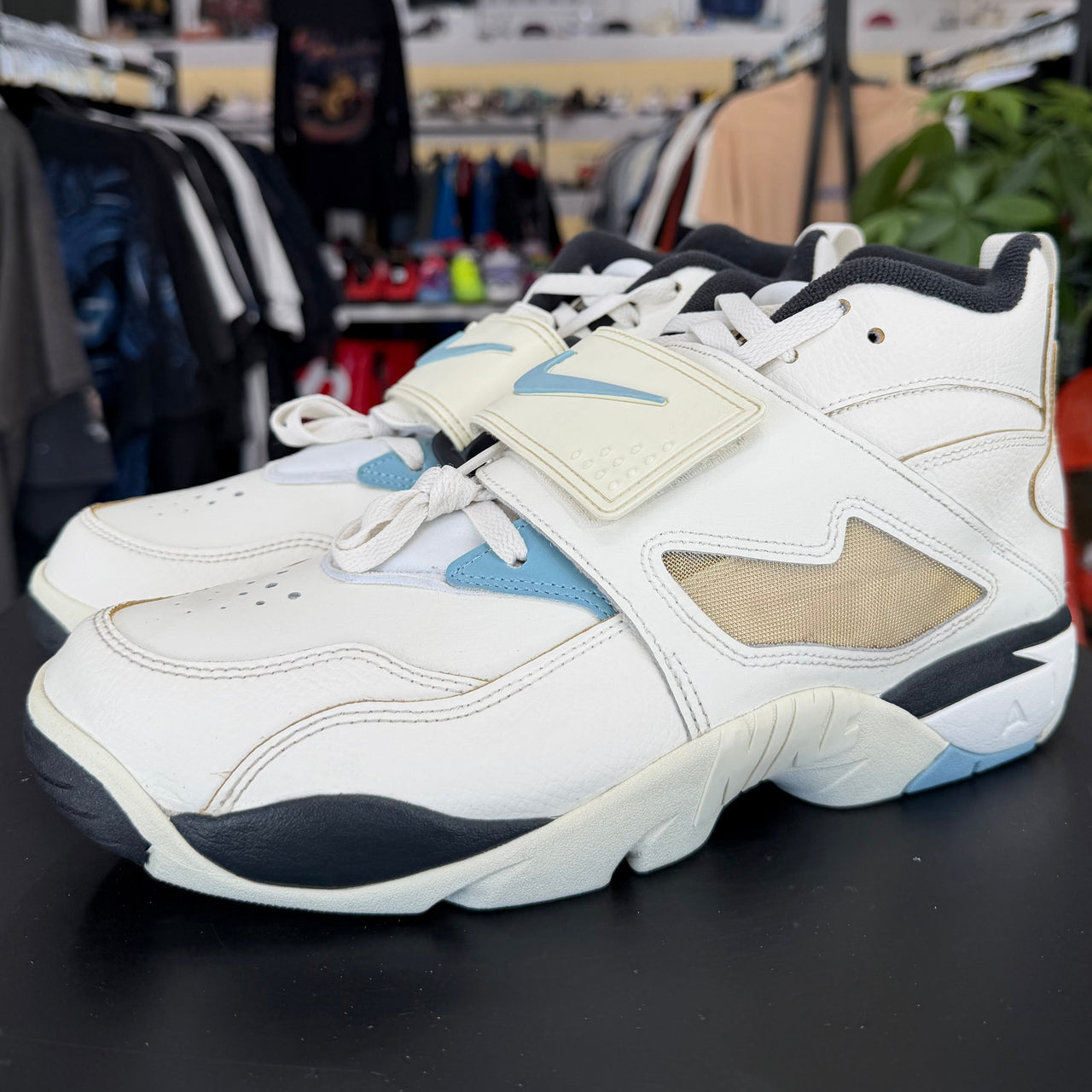 Nike Diamond Turf Must Be the Money (2025)