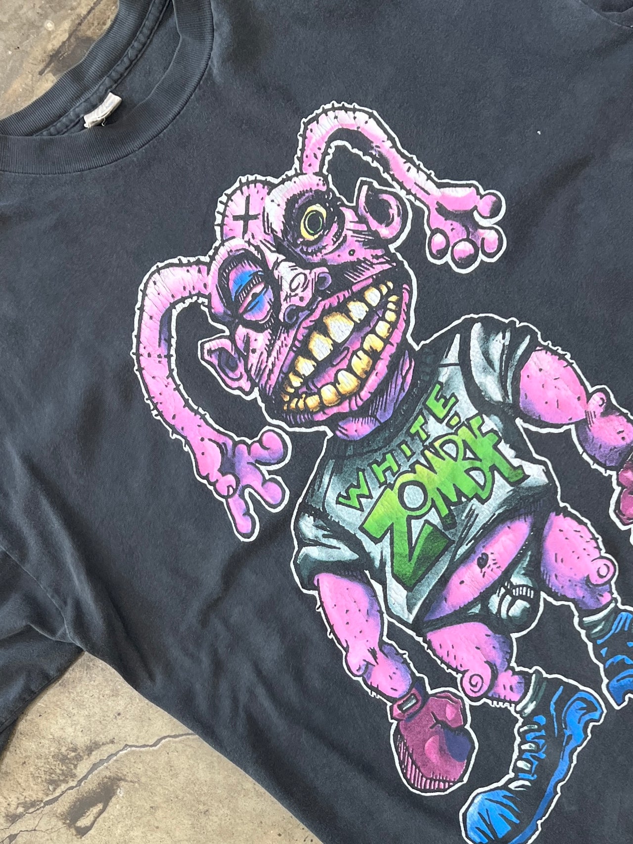 1995 White Zombie Freakazoid More Human than Human Tee