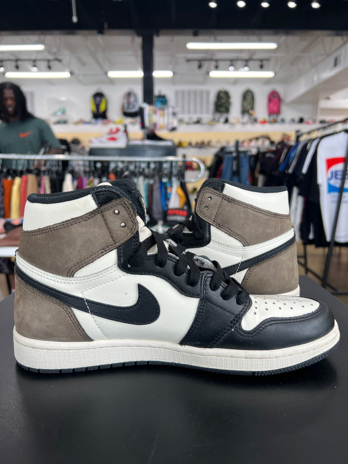 Air Jordan 1 Mocha