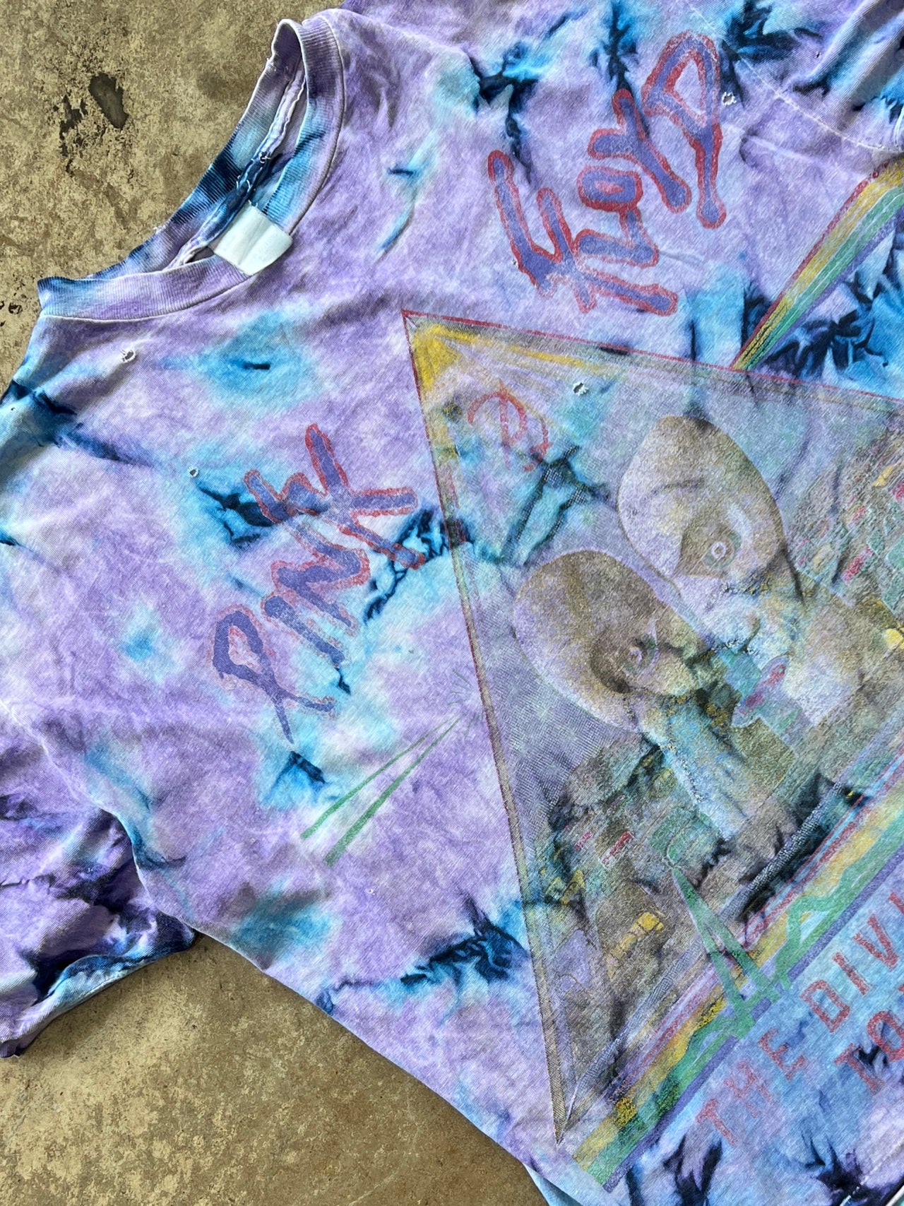 90s Faded Pink Floyd Division Bell Band Tee