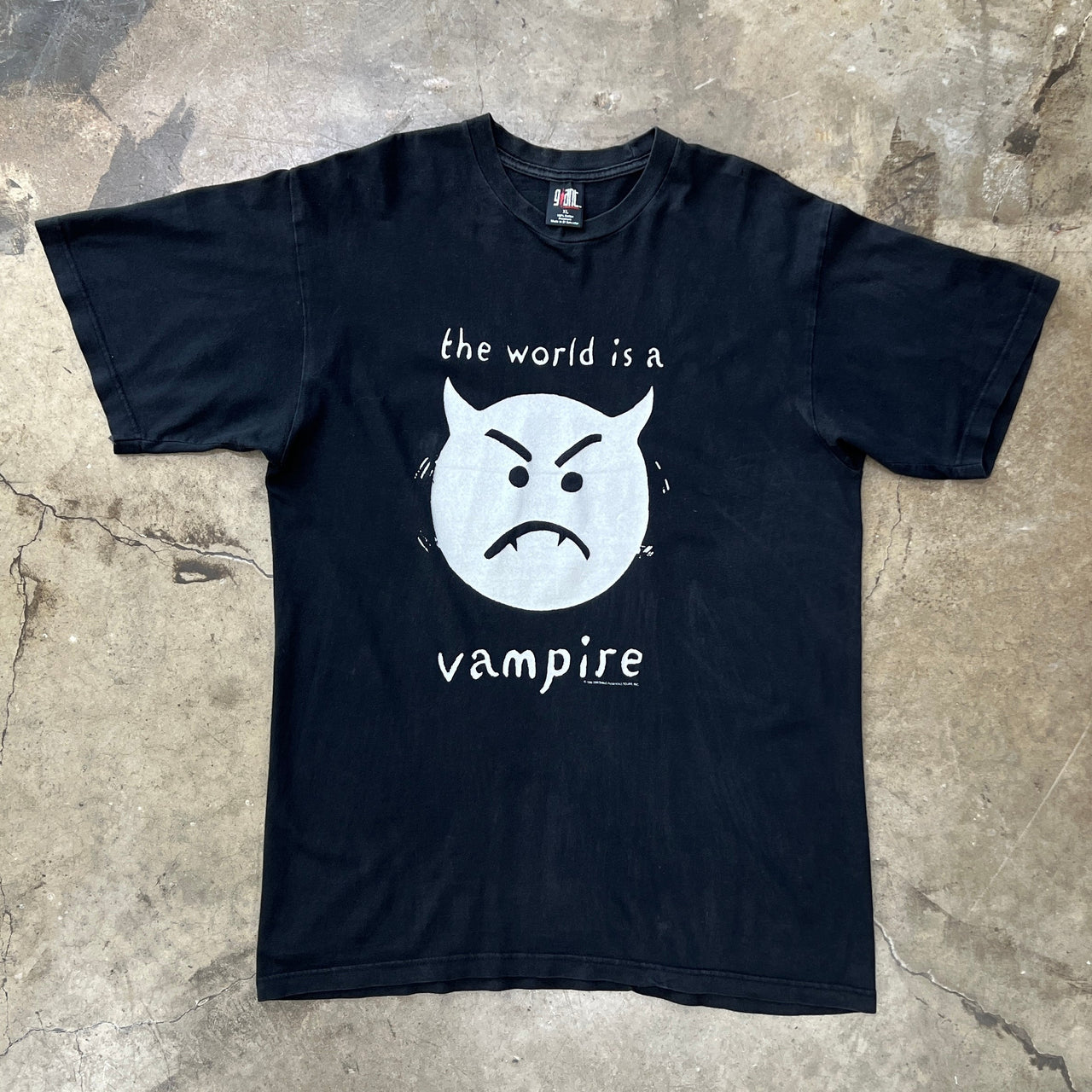 1996 Smashing Pumpkins Giant World is a Vampire Tour Band Tee