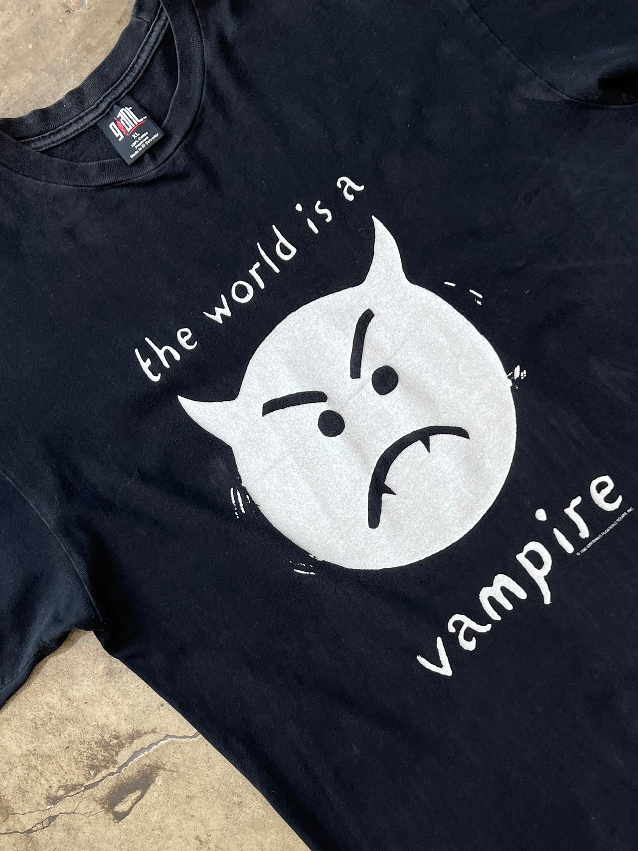 1996 Smashing Pumpkins Giant World is a Vampire Tour Band Tee