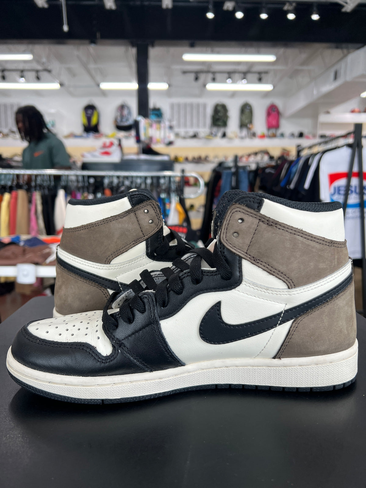 Air Jordan 1 Mocha