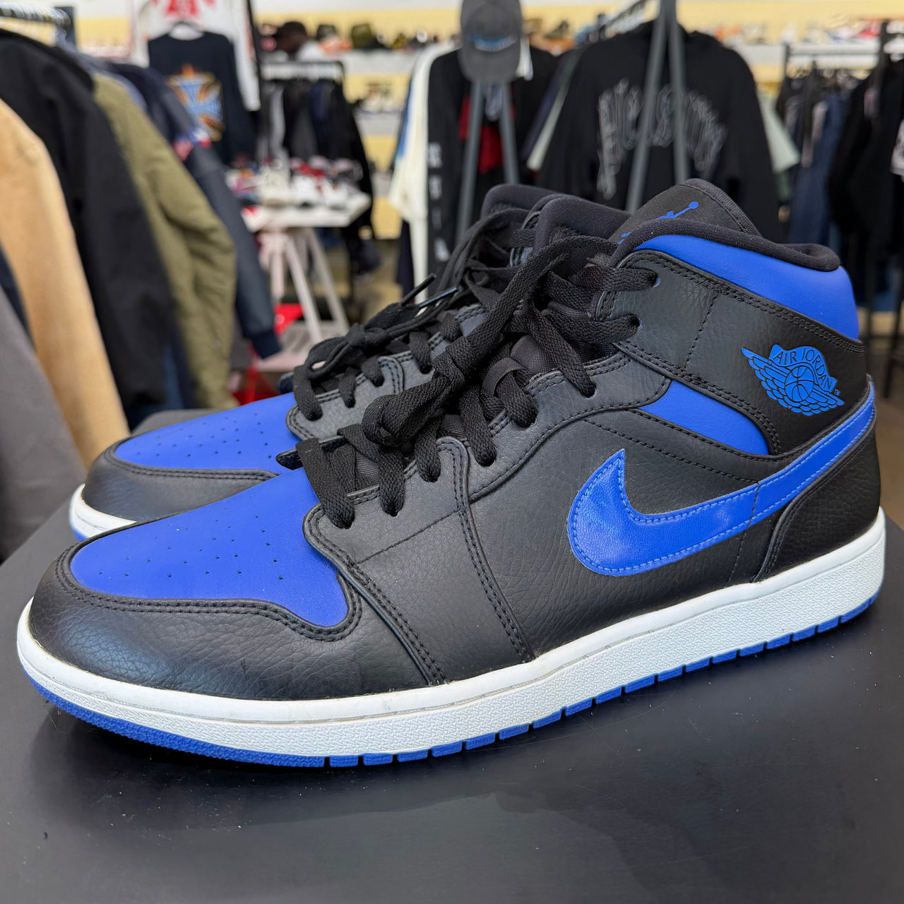 Air Jordan 1 Mid Royal (2020)