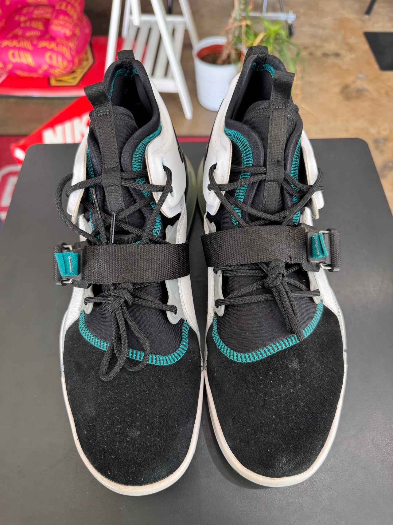 Nike Air Force 270 Command Force (2018)