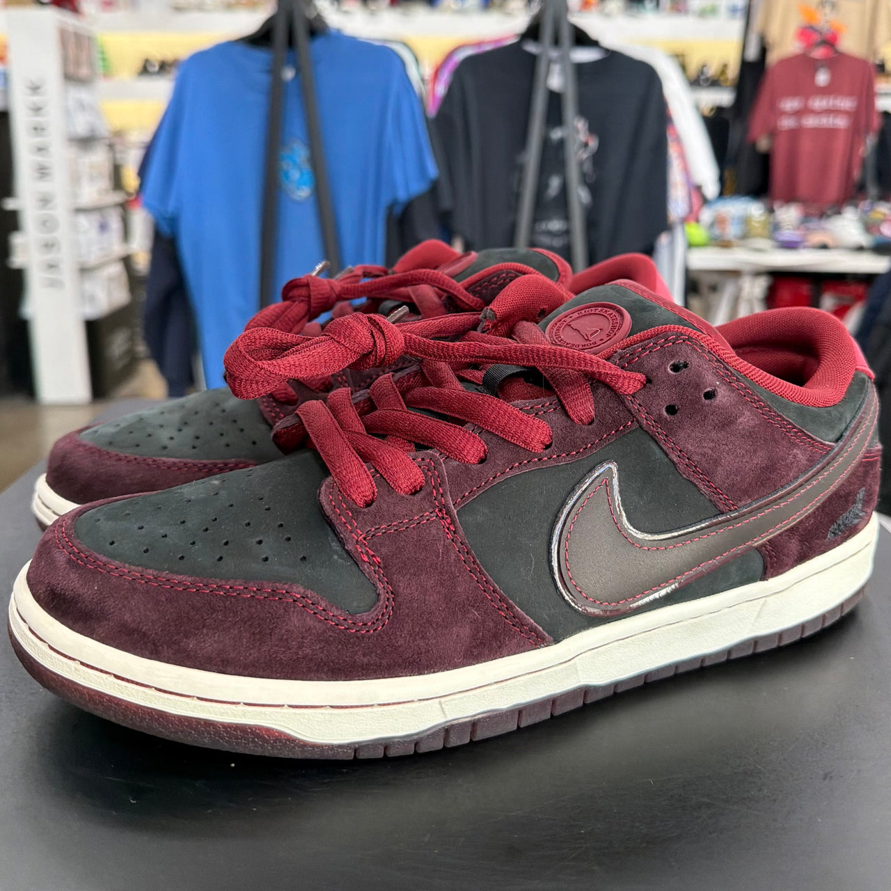 Nike SB Dunk Low Riot Skateshop (2025)