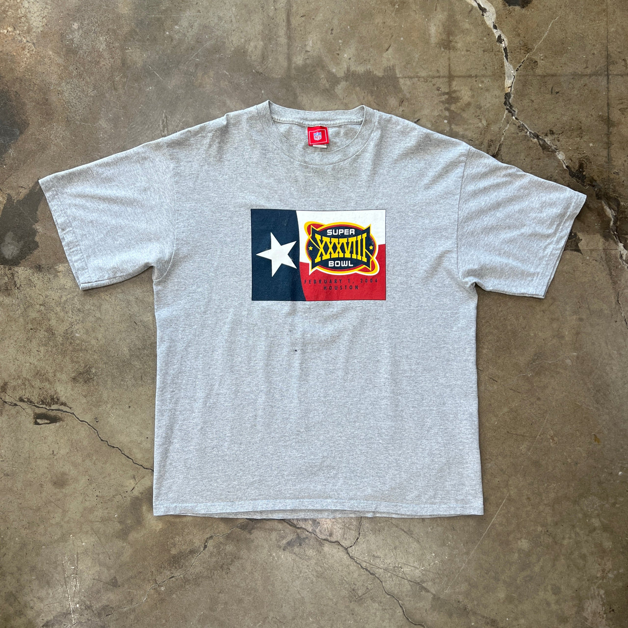 2004 Y2K NFL Super Bowl XXXVIII Texas Flag New England Patriots Tee