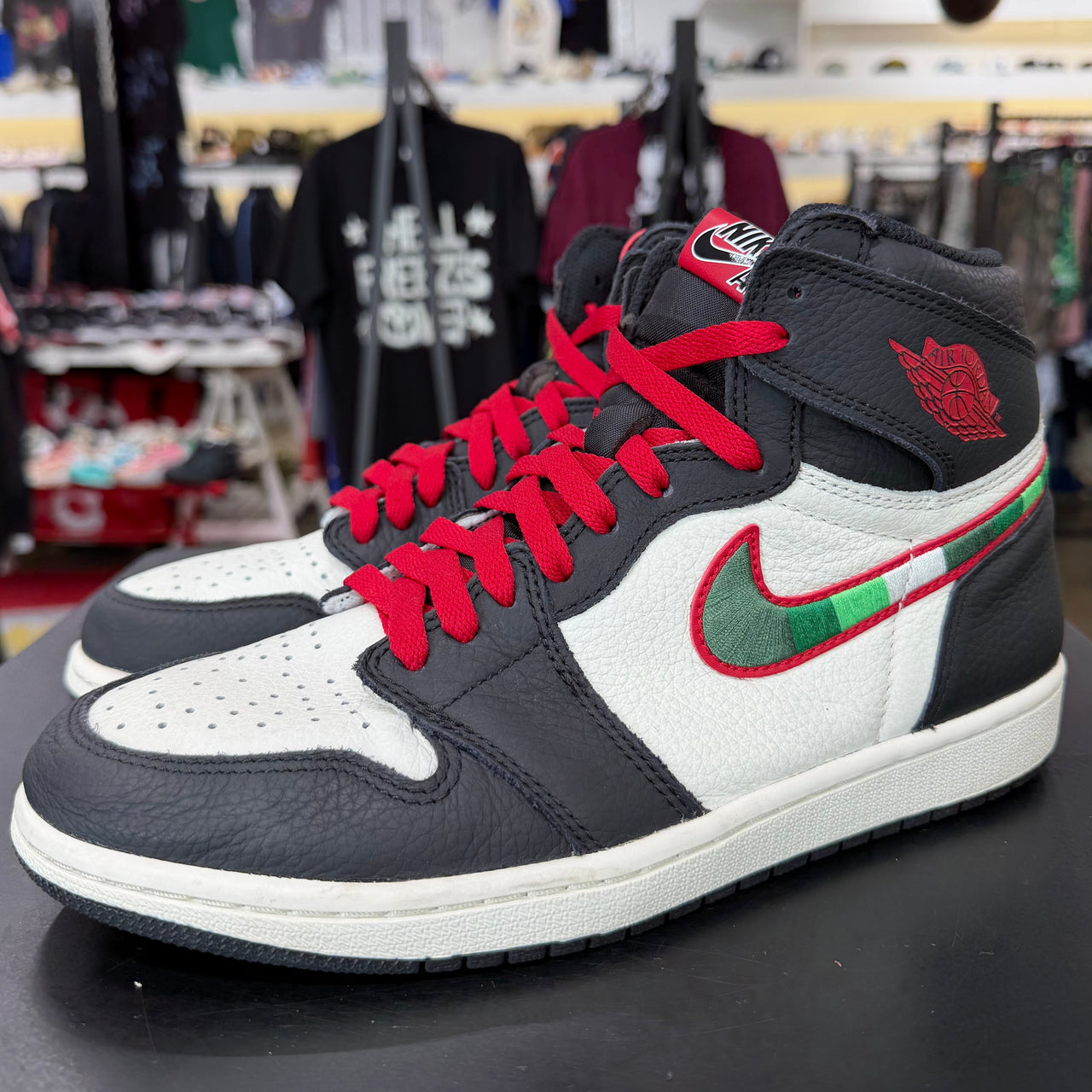 Air Jordan 1 Sports Illustrated (2018)