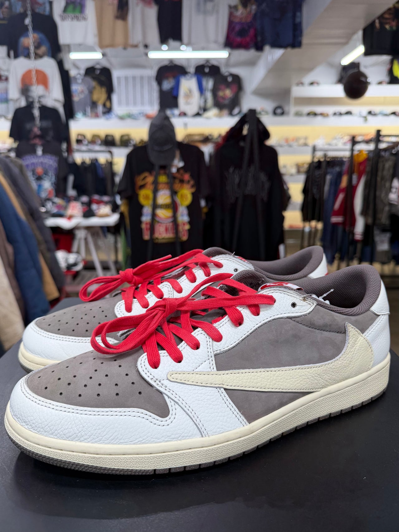 Air Jordan 1 Low Travis Scott Reverse Mocha (2022)