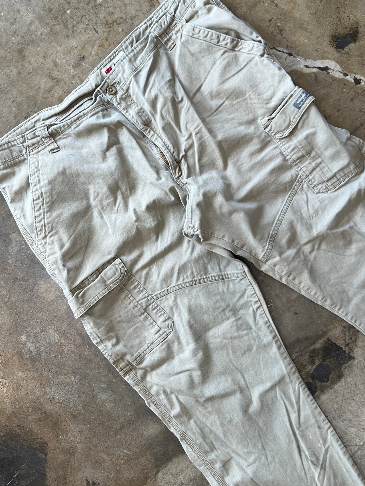 Wrangler Relaxed Fit Cargo Pants Khaki