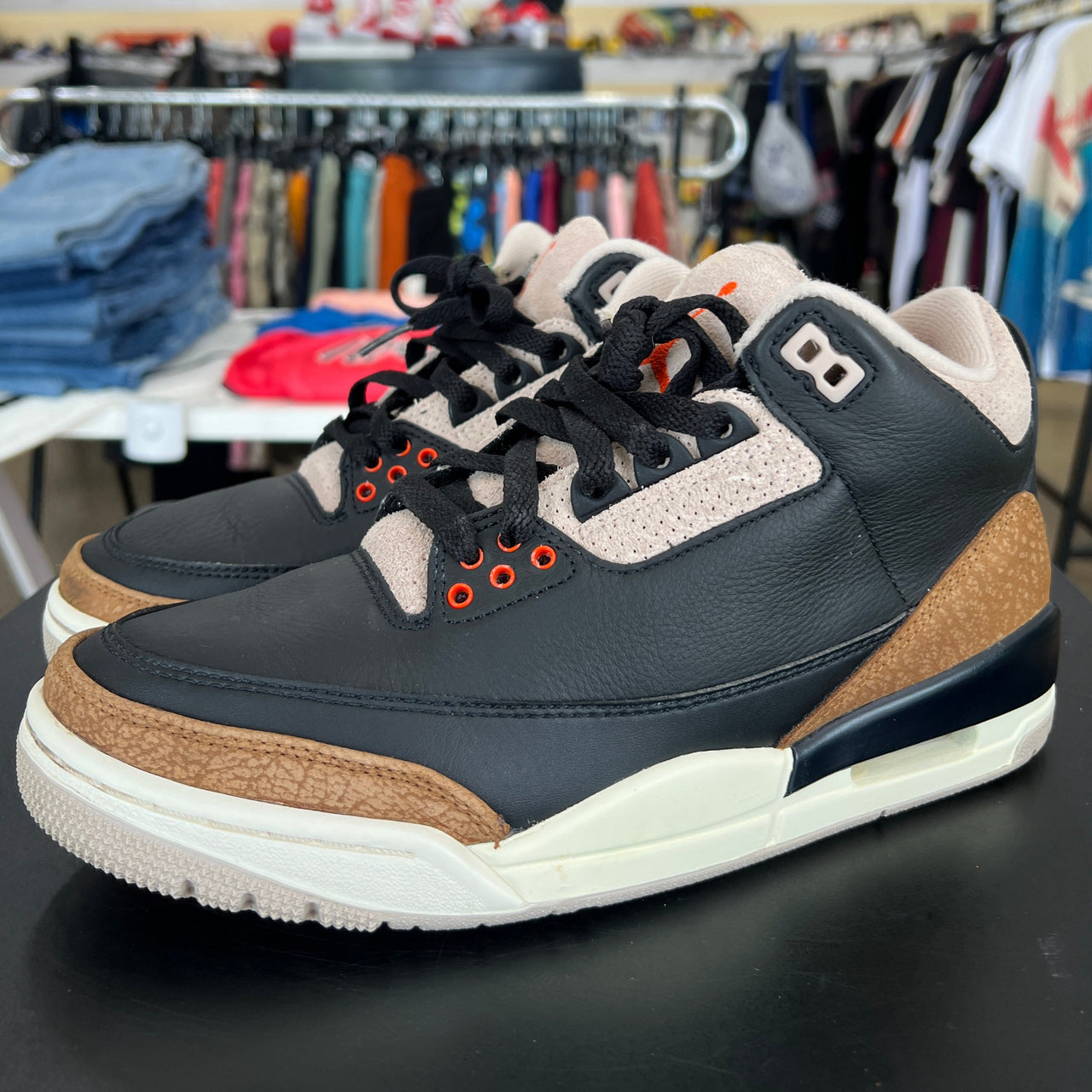 Air Jordan 3 Desert Elephant Sz. 8 (2022)