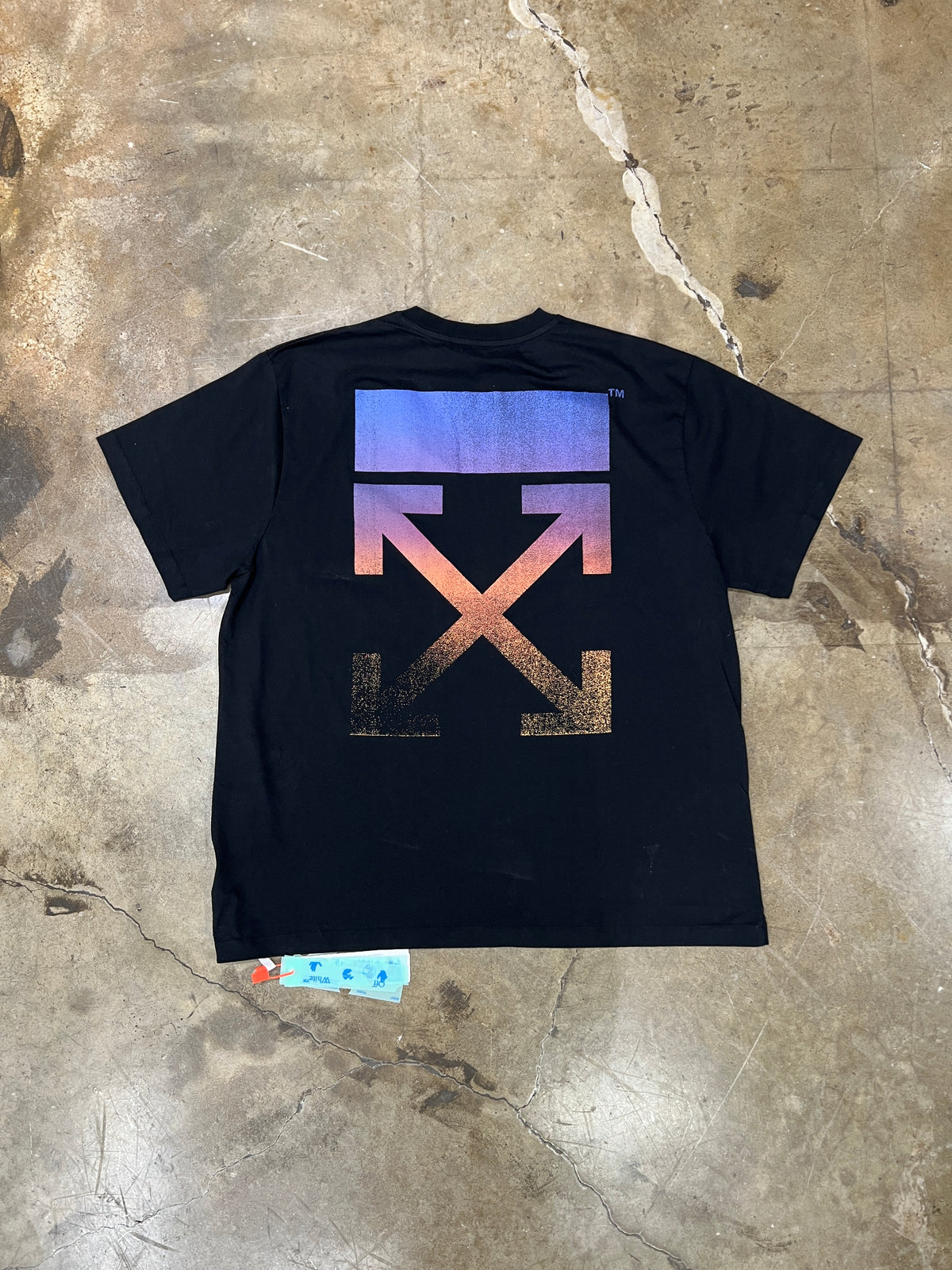 Off-White Degrade Arrow Tee Sz. Large