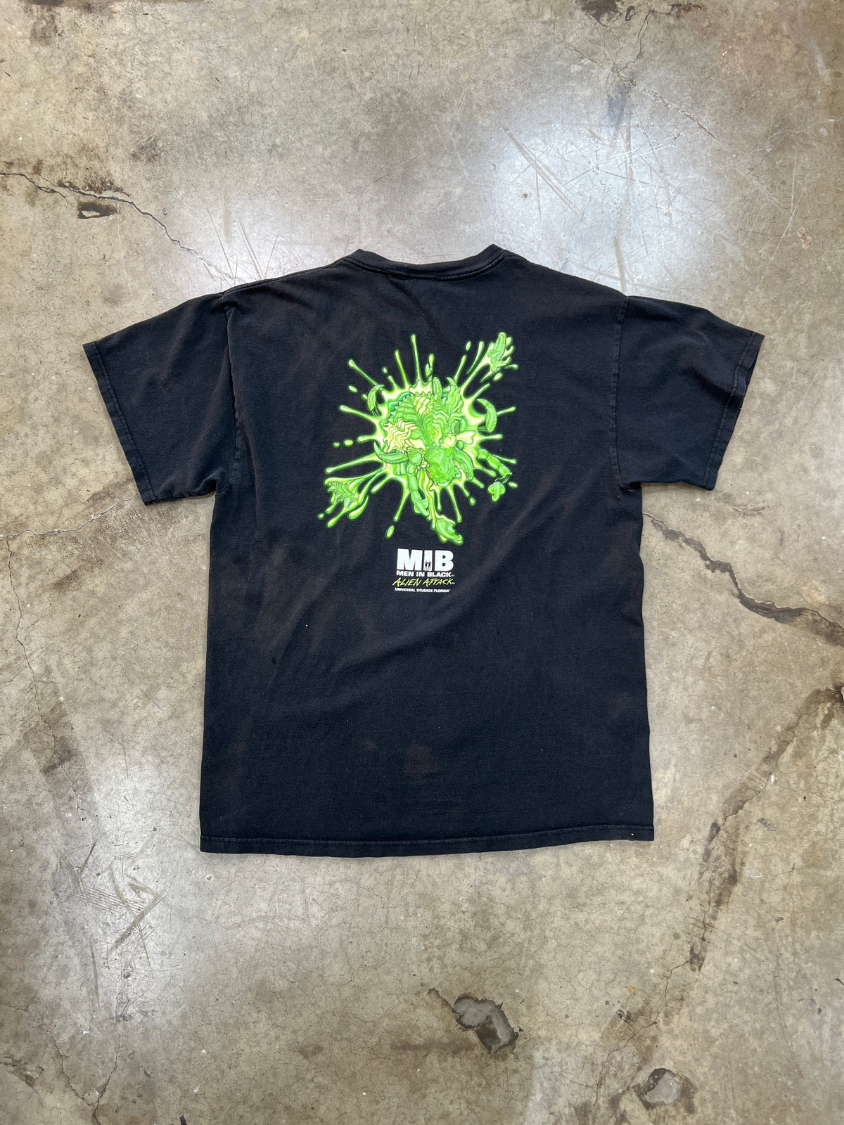 2000 Men In Black Alien Attack Universal Tee