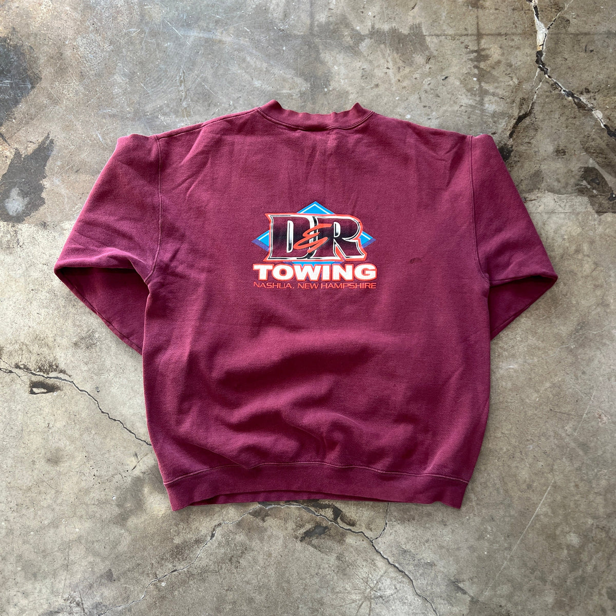 D&R Towing Nashilia New Hampshire Crewneck