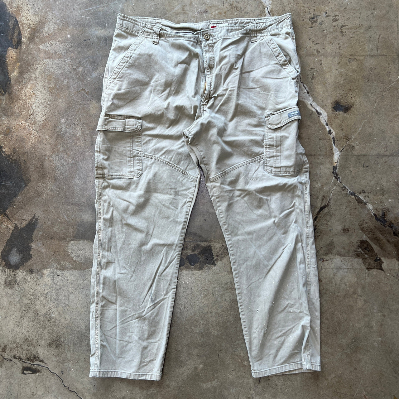 Wrangler Relaxed Fit Cargo Pants Khaki