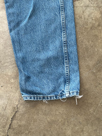 Wrangler Jeans Distressed Leg Opening