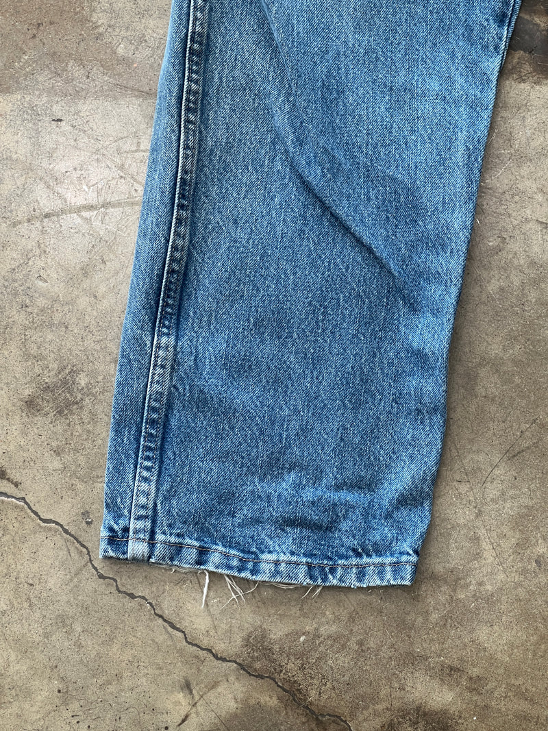 Wrangler Jeans Distressed Leg Opening