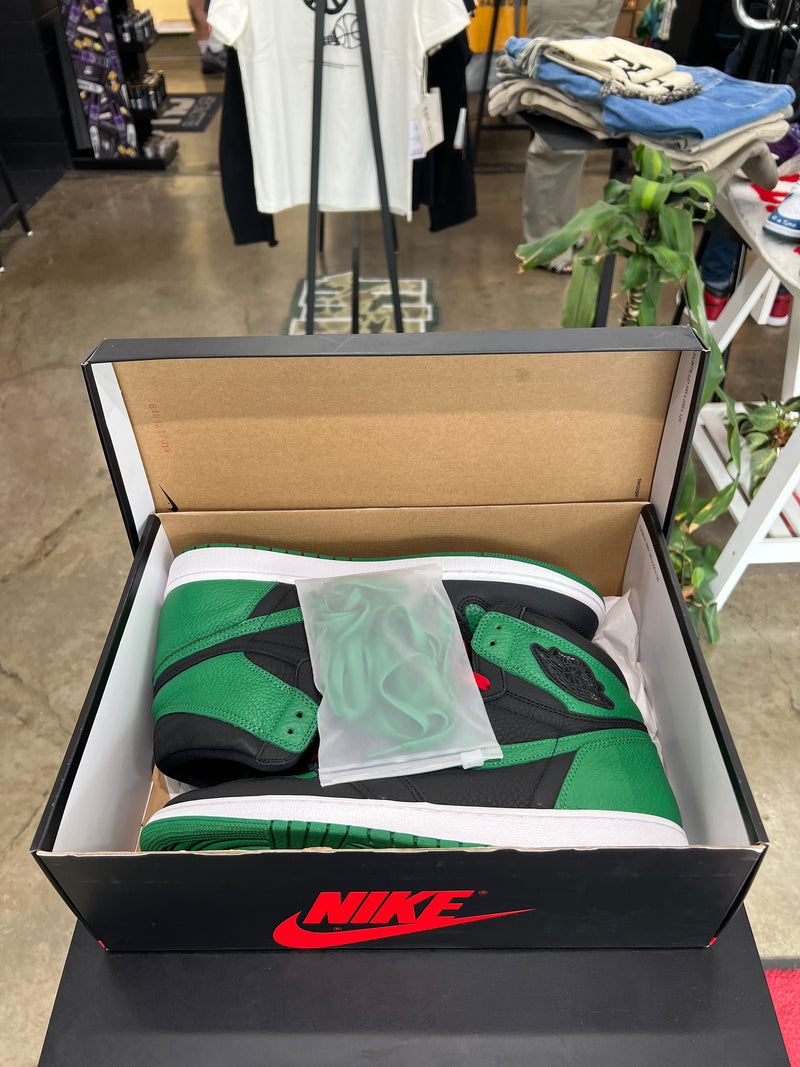 Air Jordan 1 Pine Green Black