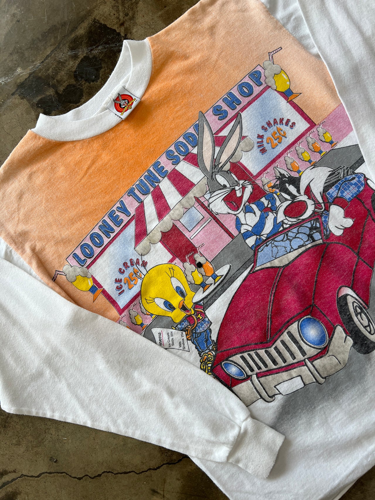 Looney Tune Soda Shop Tweety Bird Bugs Bunny Sylvester Tee