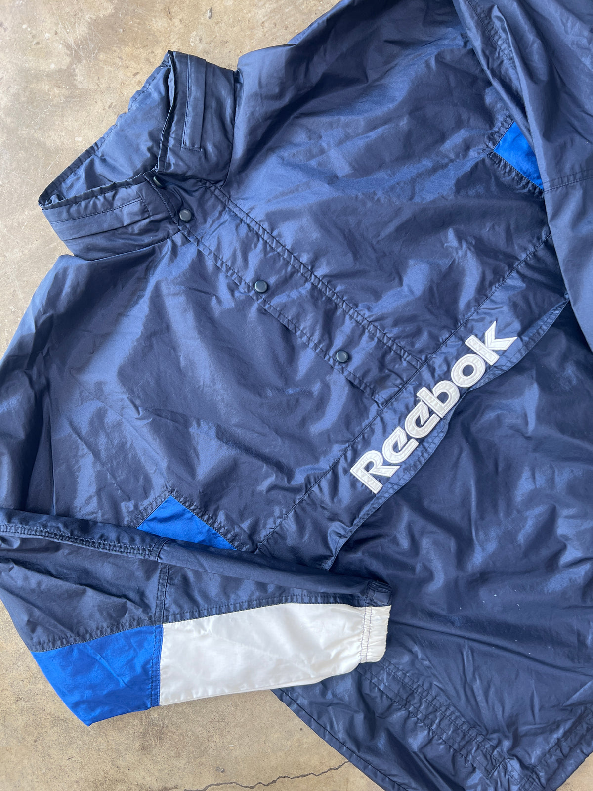 Reebok Windbreaker Front Pocket Sz. XL