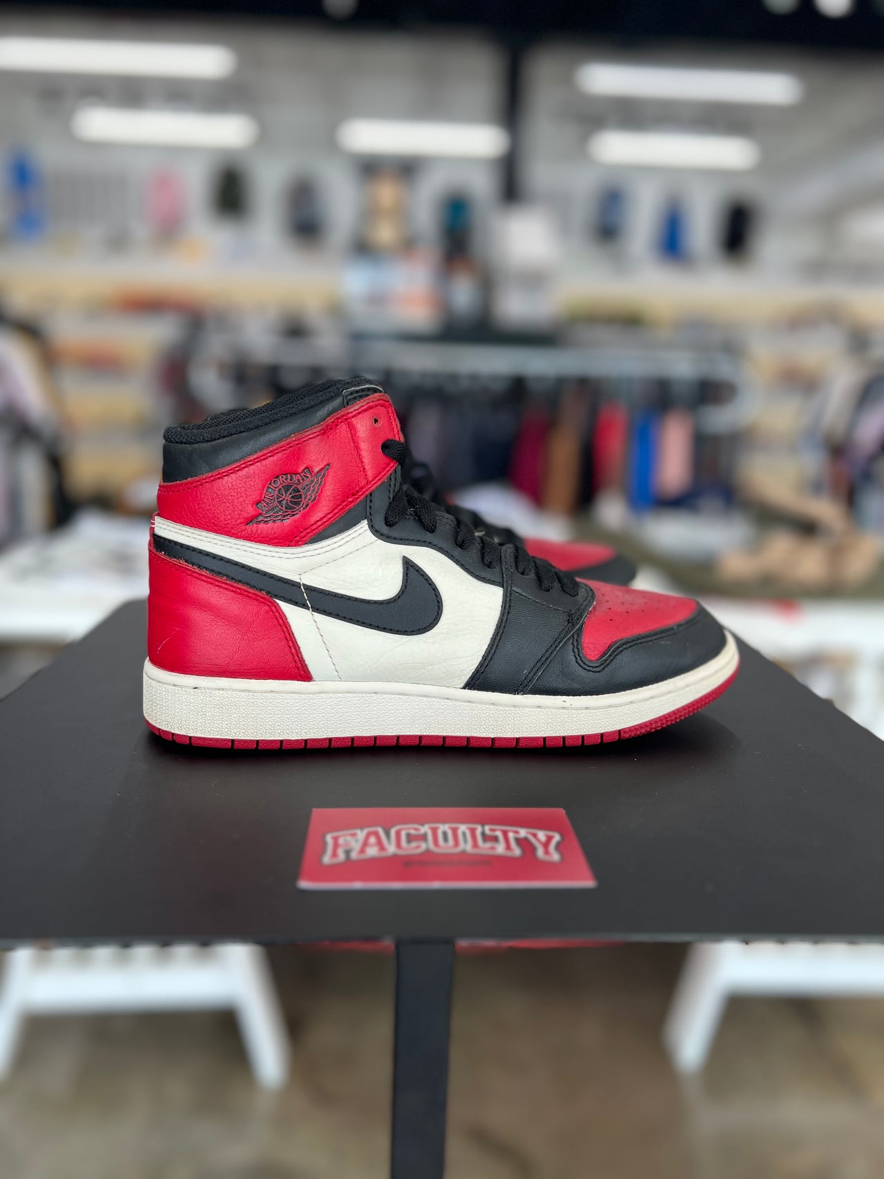 Air Jordan 1 Bred Toe (sz. 7Y)