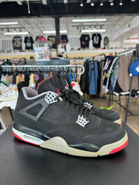 Air Jordan 4 Bred