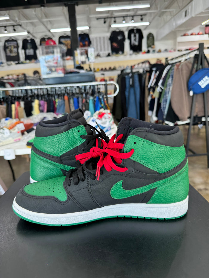 Air Jordan 1 Pine Green